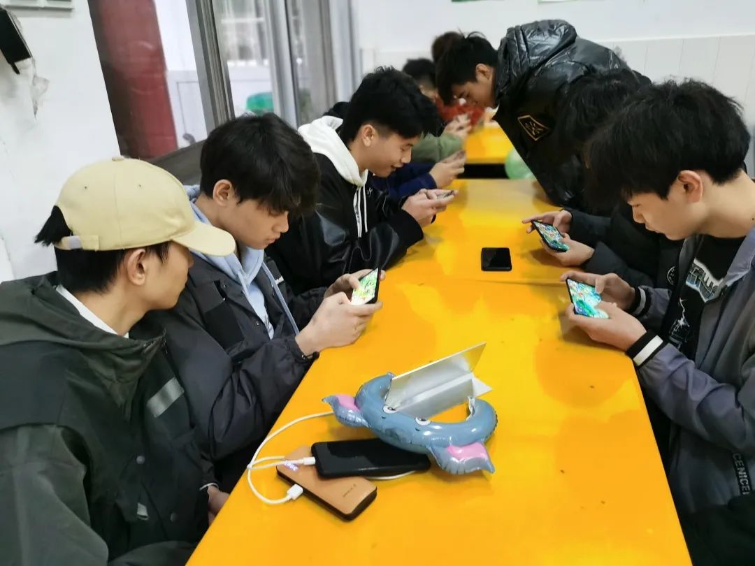 ��ɳ��������ʵ��ѧУ